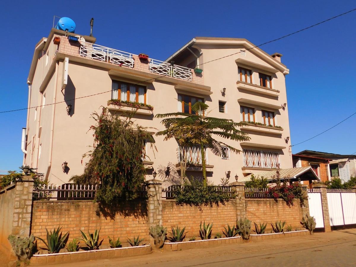 Antsirabe Hotel Exterior photo